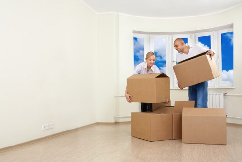 Local moving van service in St Giles for household items