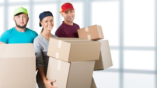 Commercial removals support for offices and businesses in St Giles
